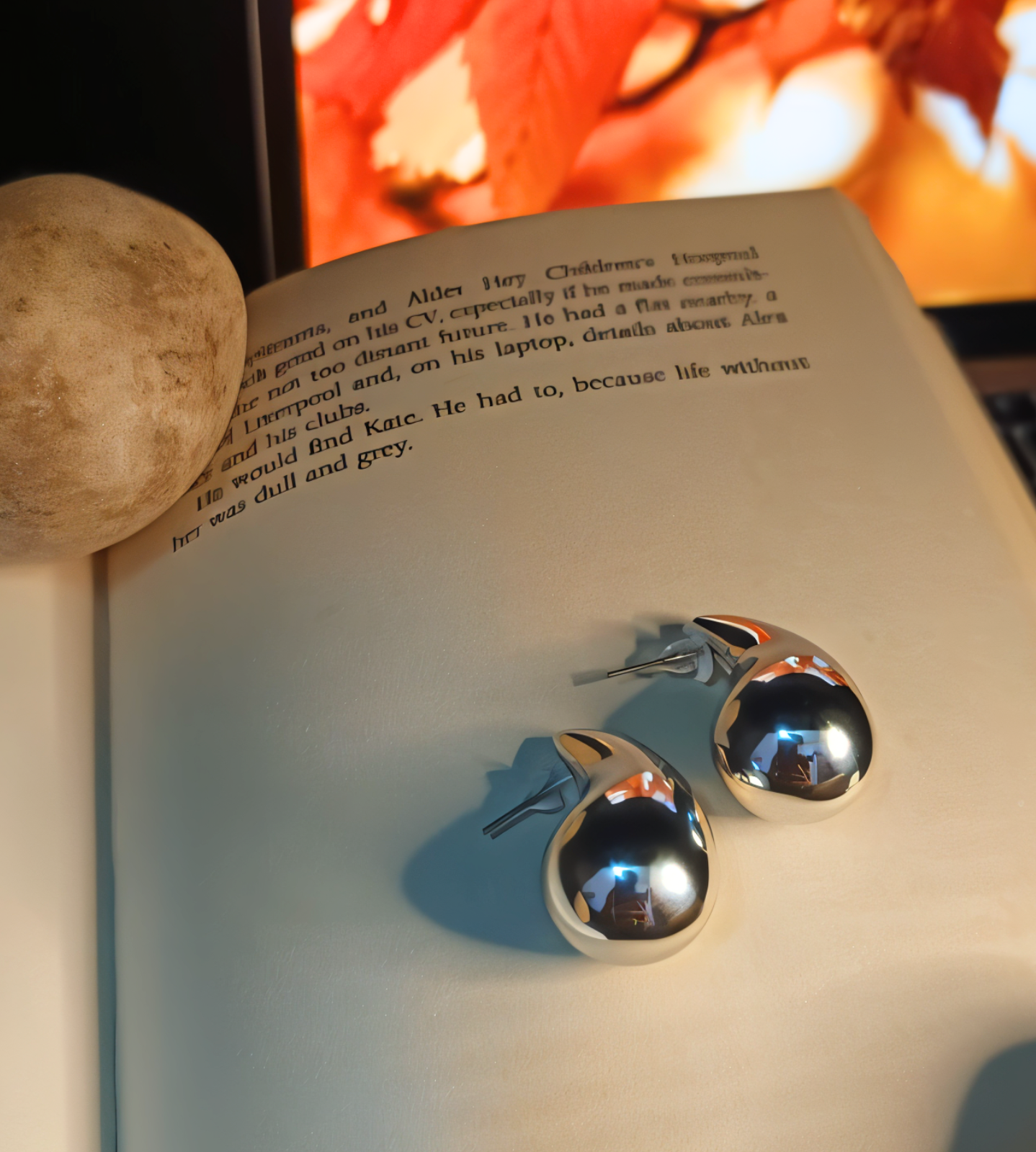 Modern Silver Geometric Hoop Earrings | Quotes pattern | Silver, Pink, Peach, Green, Brown, Black, Red