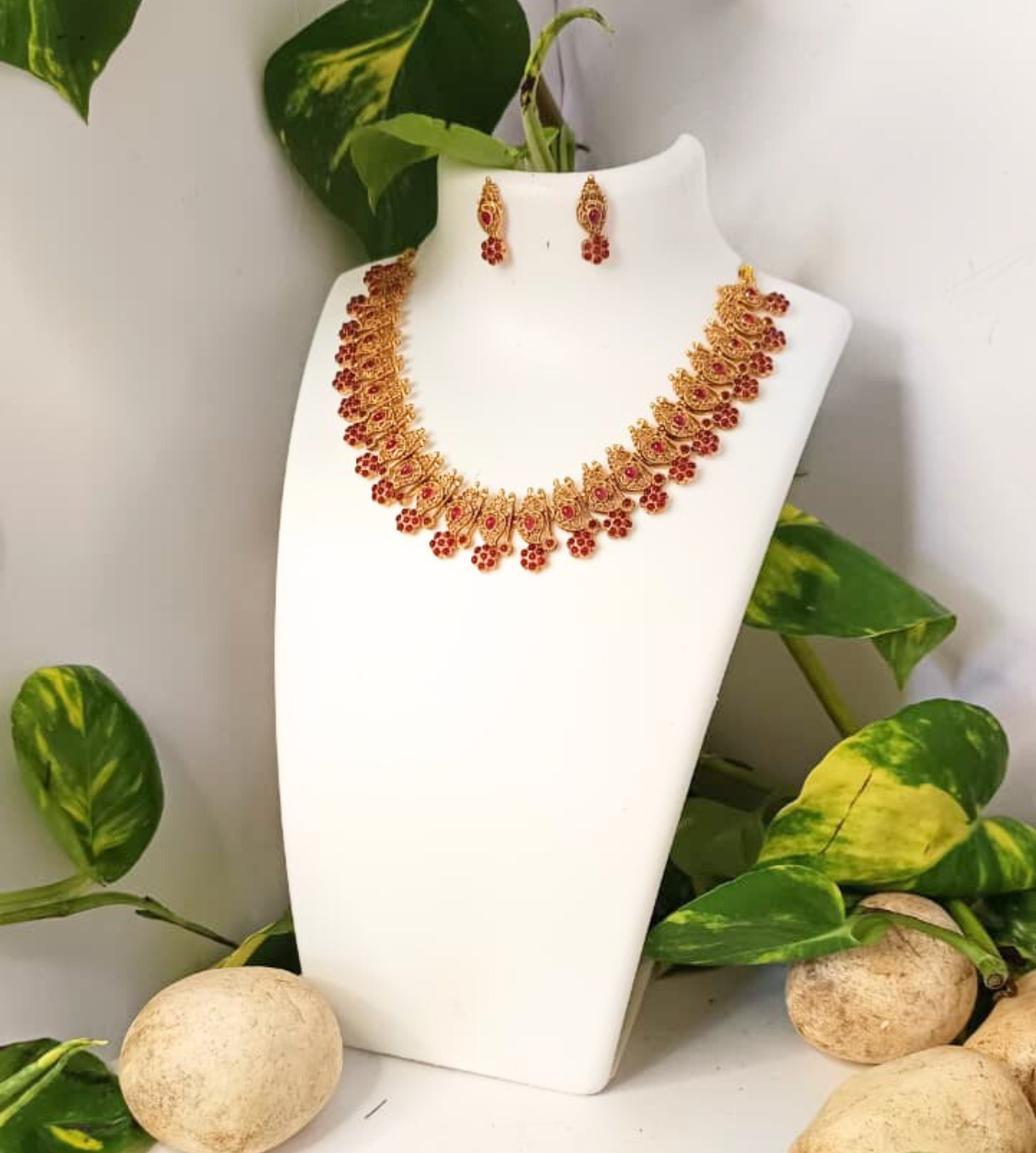 Mandhaarai antique temple jewellery | Necklace + jewellery